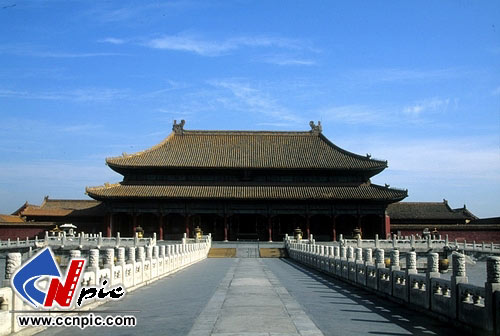004-6744 北京故宫乾清宫