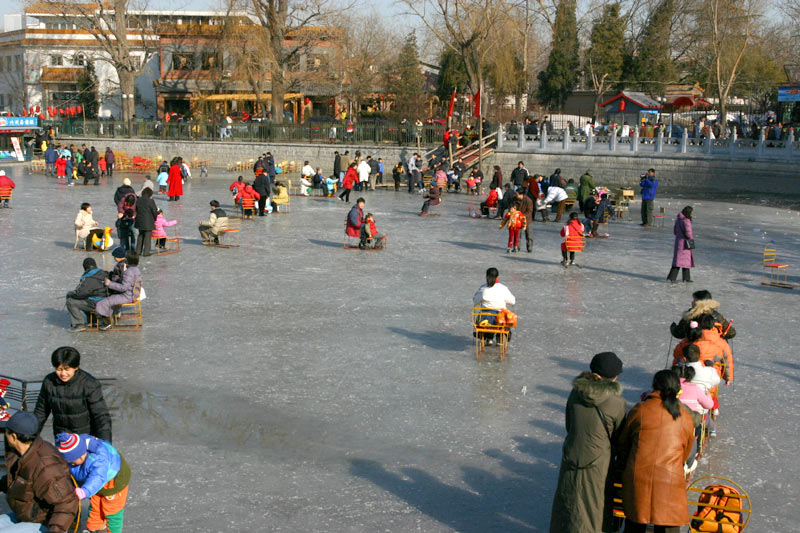 018-2071 北京什刹海滑冰场